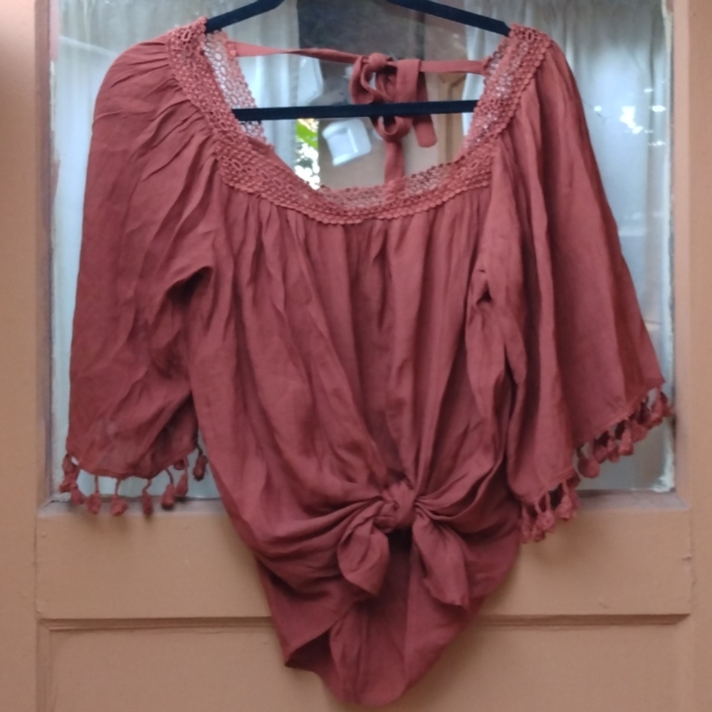 Brick colored blouse - Picture 2 of 6